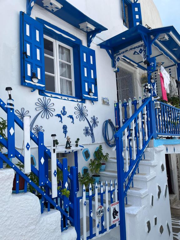 beautiful buildings, Naxos, Greek Islands, Cyclades, Greece