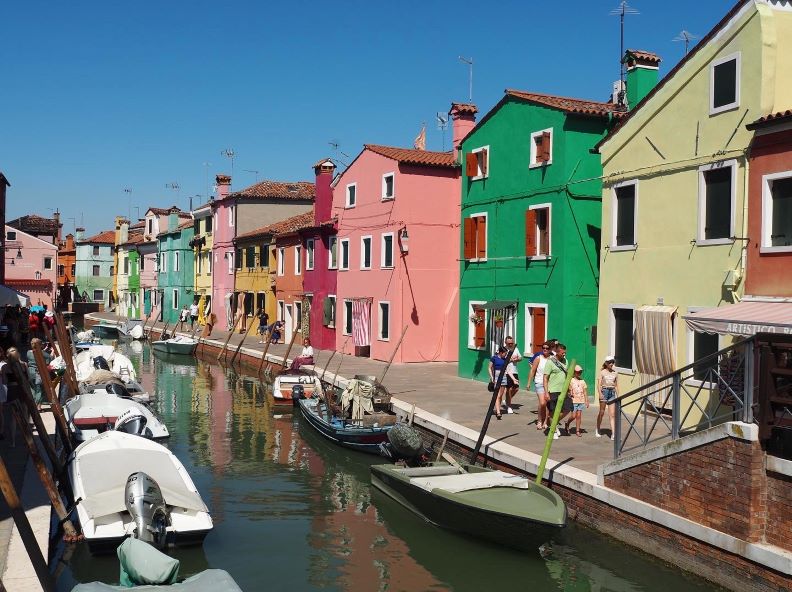 Islands of Venice, Italy, lace, colourful buildings