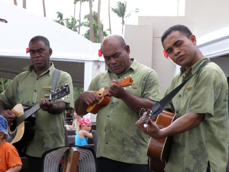 Fiji, singing, Shangri La Resort