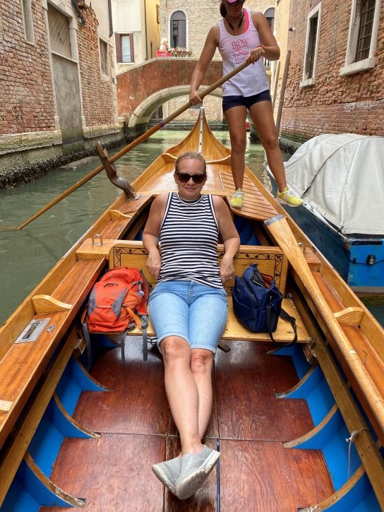 Row Venice. gondolier lessons, Italy