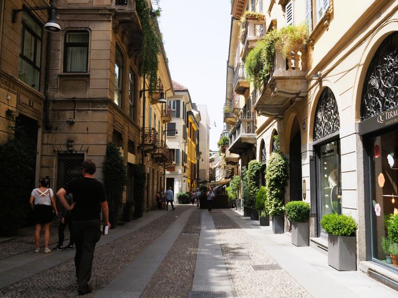 Milan, shopping, Italy, Brera district