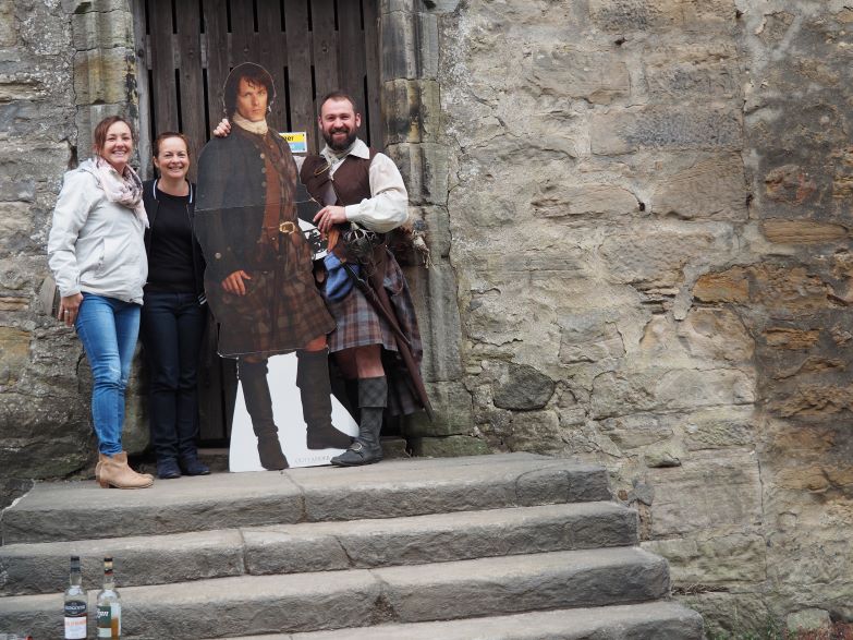 Lallybroch, Midhope Castle, Outlander, filming location, Scotland