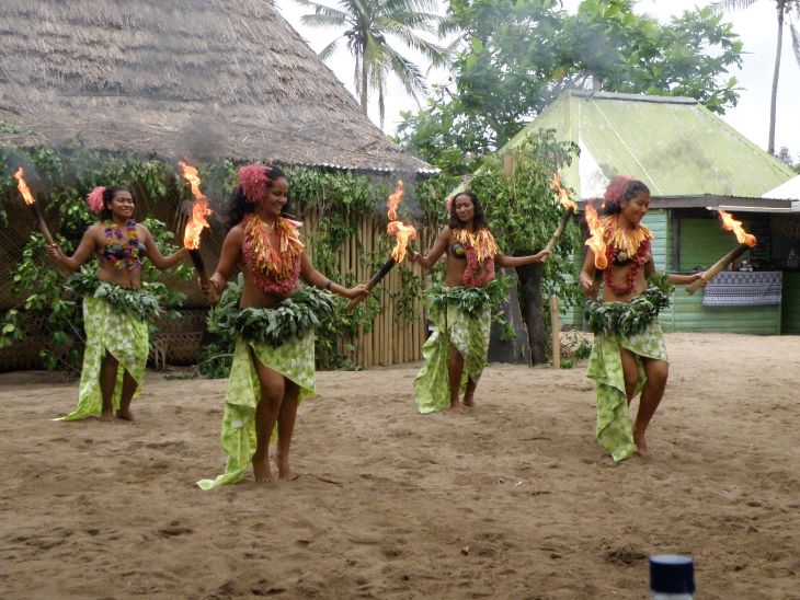 Fijian Hangi, Fiji