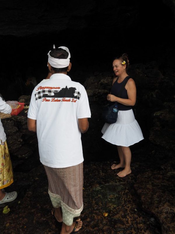 Pura Tanah Lot, Bali, temple, rice blessing