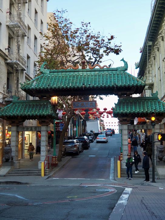 San Francisco, Chinese gate, multicultural city