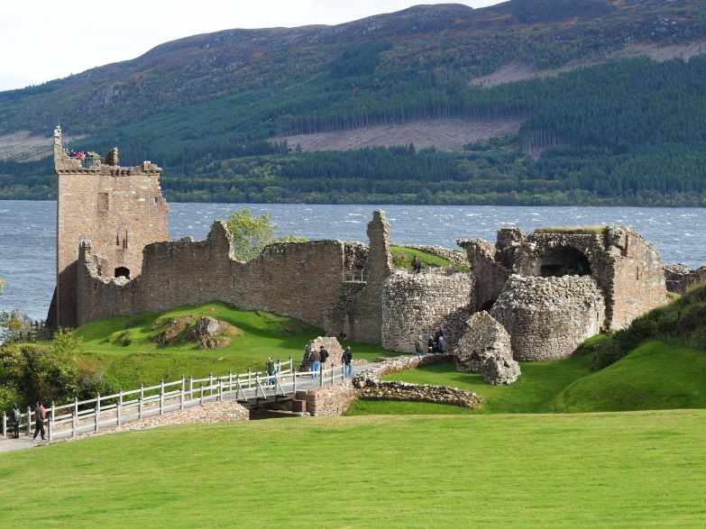 Loch Ness, Scottish Castles, castle ruins