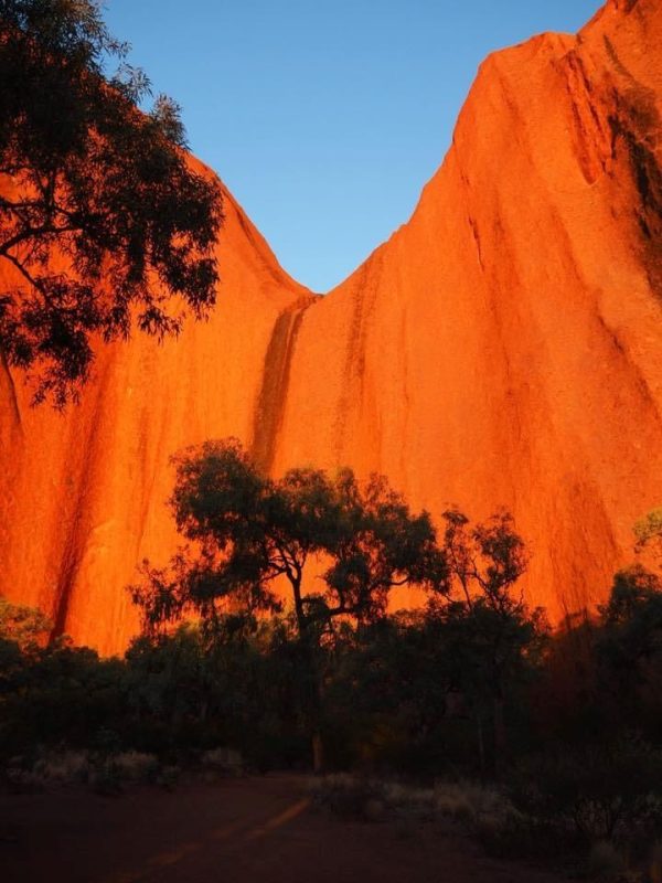 Uluru at sunset, Northern Territory, Great walks Australia, Uluru base walk, sundowners