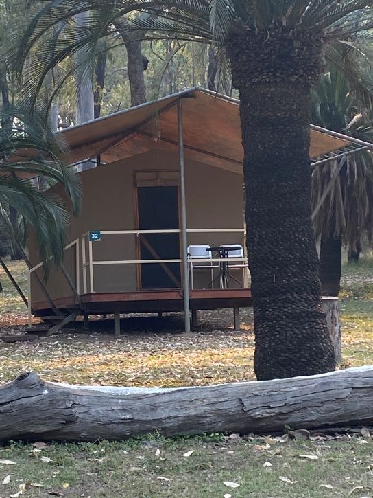 Carnarvon Gorge accommodation, camping, central Queensland Highlands, National Park,