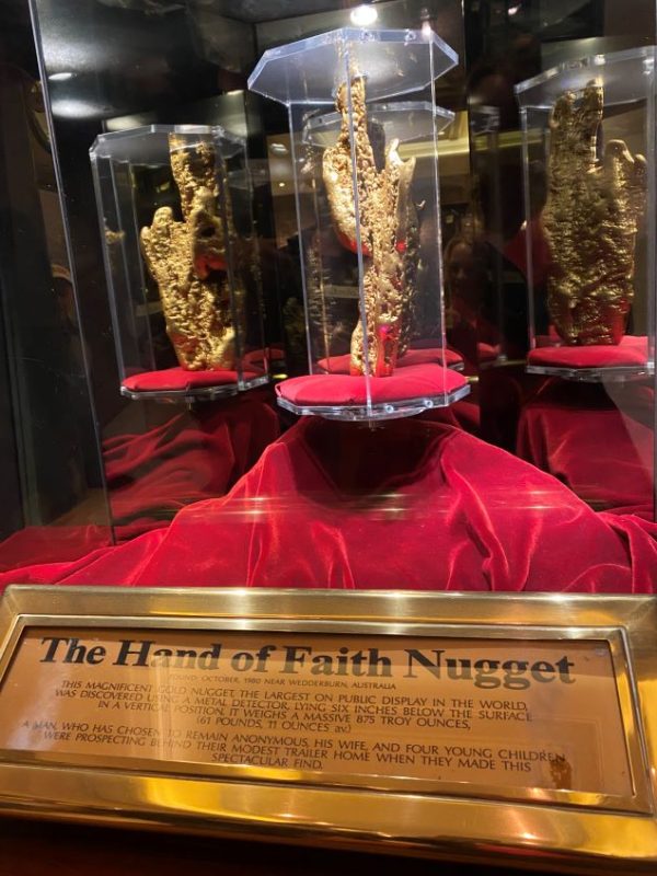 Hand of Faith Gold nugget, Golden Nugget Casino, Las Vegas, Nevada